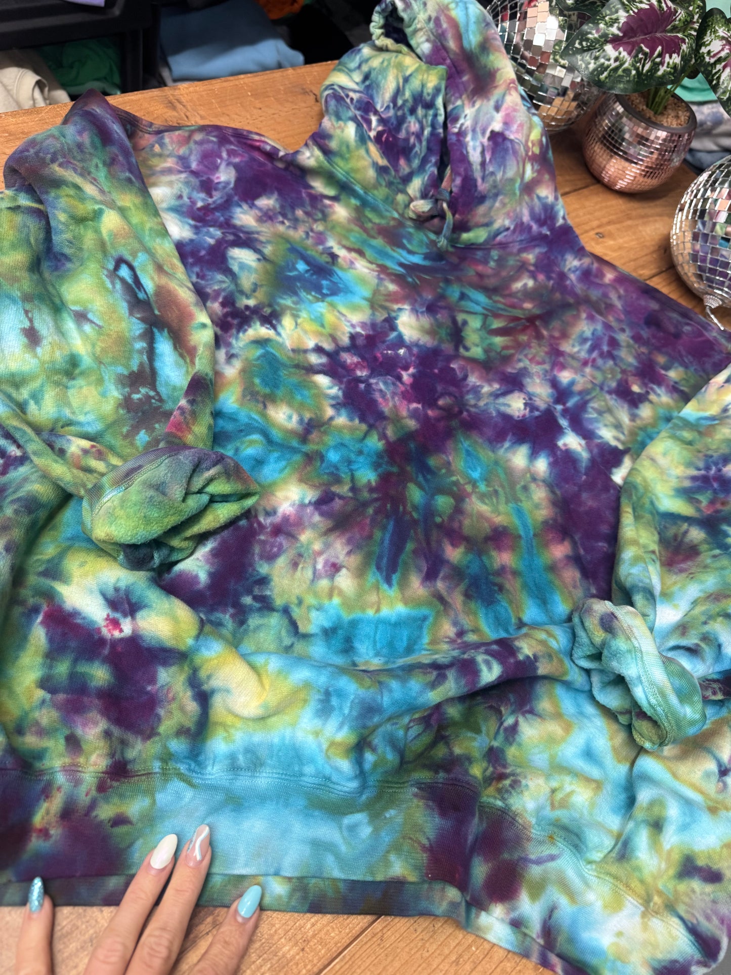 *Pre Order* Northern lights tie dye