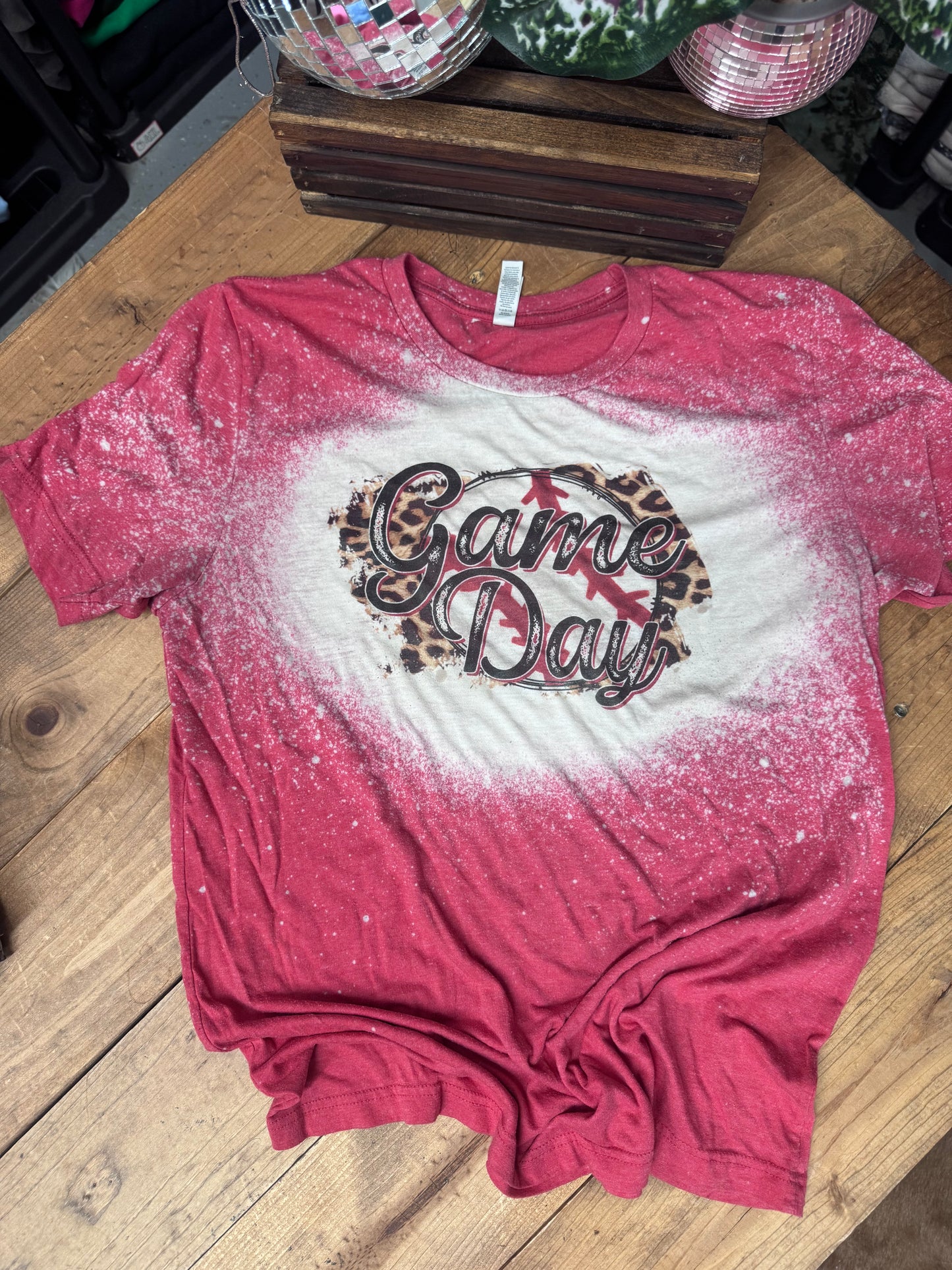 DESTASH SIZE LARGE game day tee