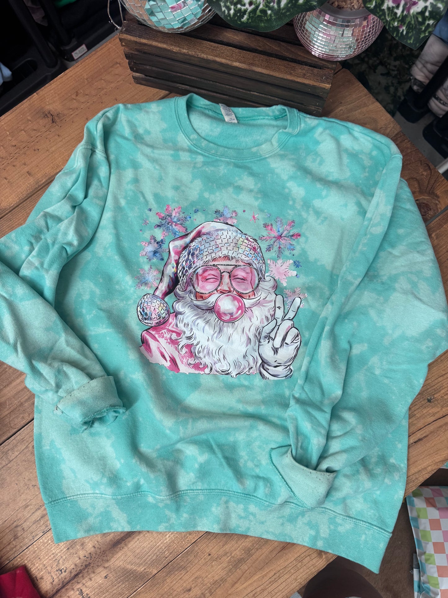 DESTASH SIZE LARGE disco Santa crewneck