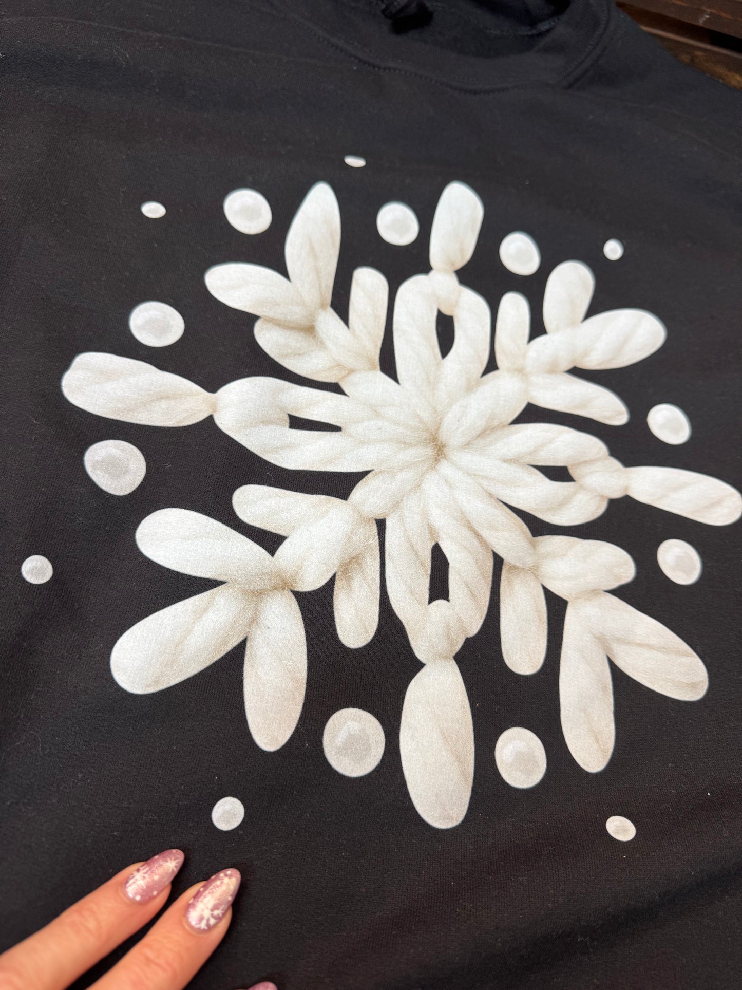 Size 3XL faux yarn and pearls snowflake