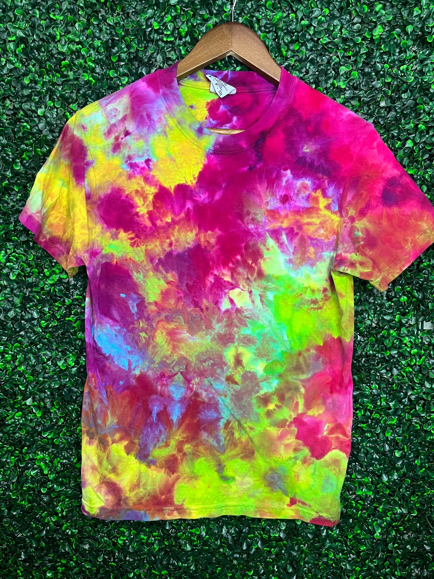 Size small Comfort Colors acid rainbow scrunch tie dye
