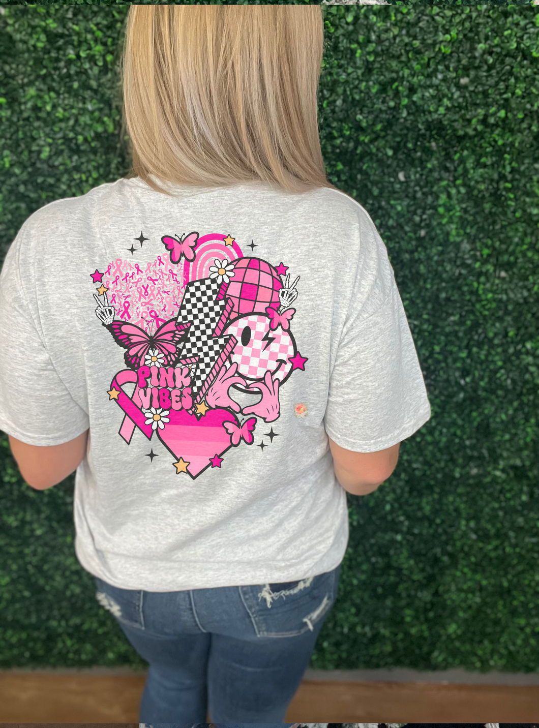 Breast cancer collage tee￼