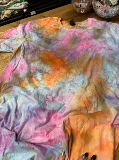 Size 3XL pastel peach and blue dyed tee