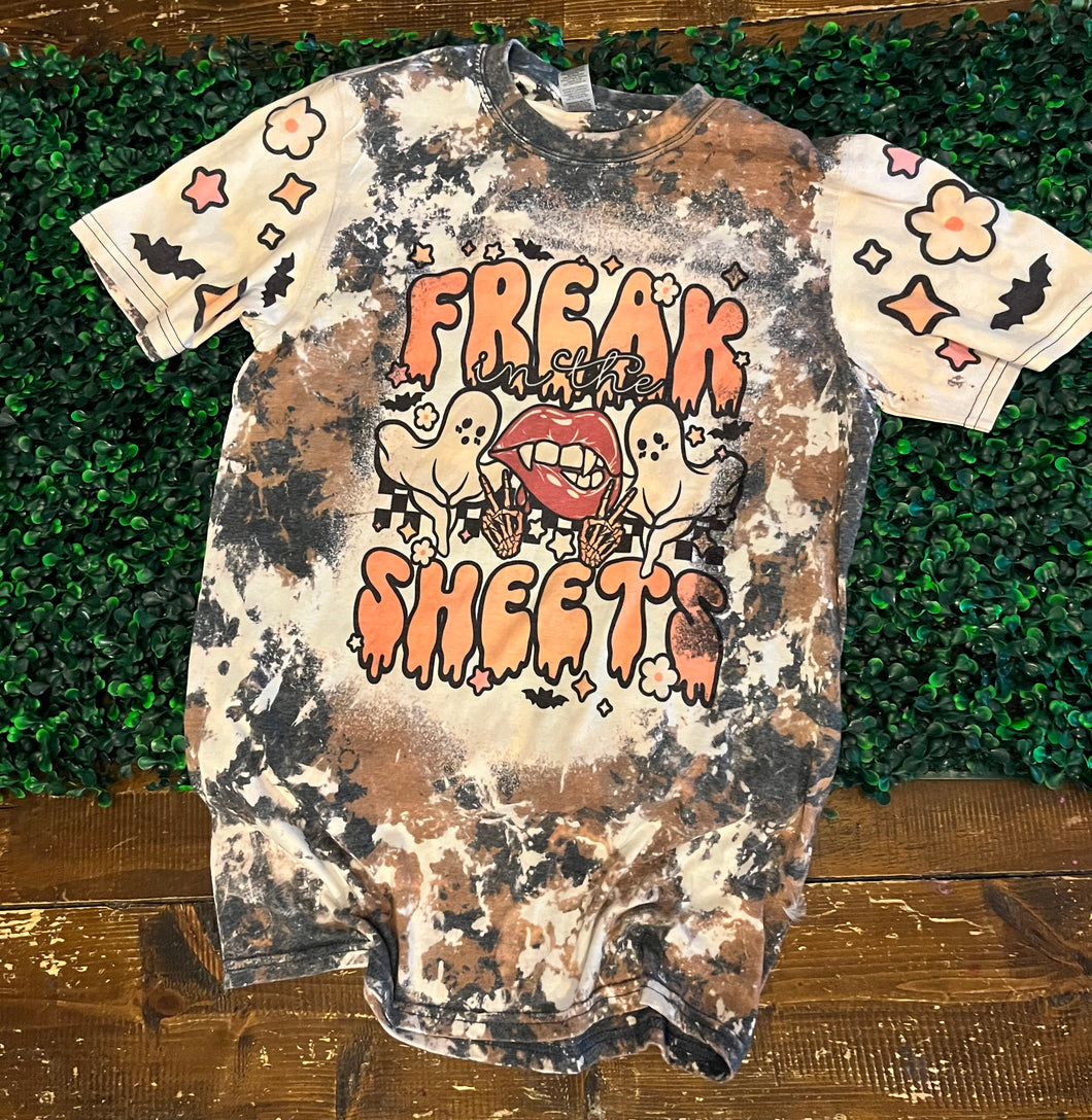 SIZE SMALL freak in the sheets tee