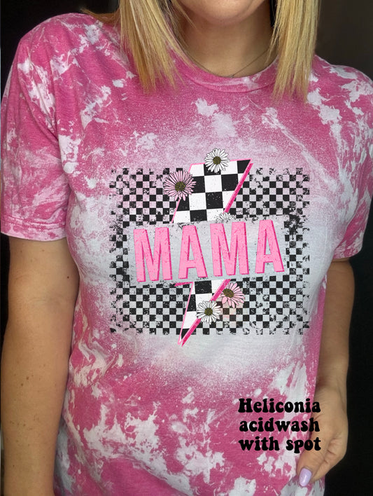 Pink checkered mama with daisys