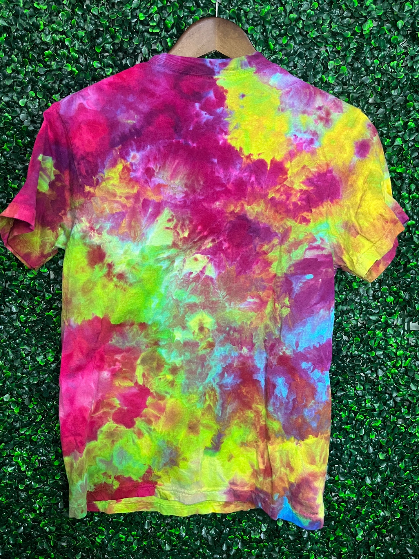 Size small Comfort Colors acid rainbow scrunch tie dye