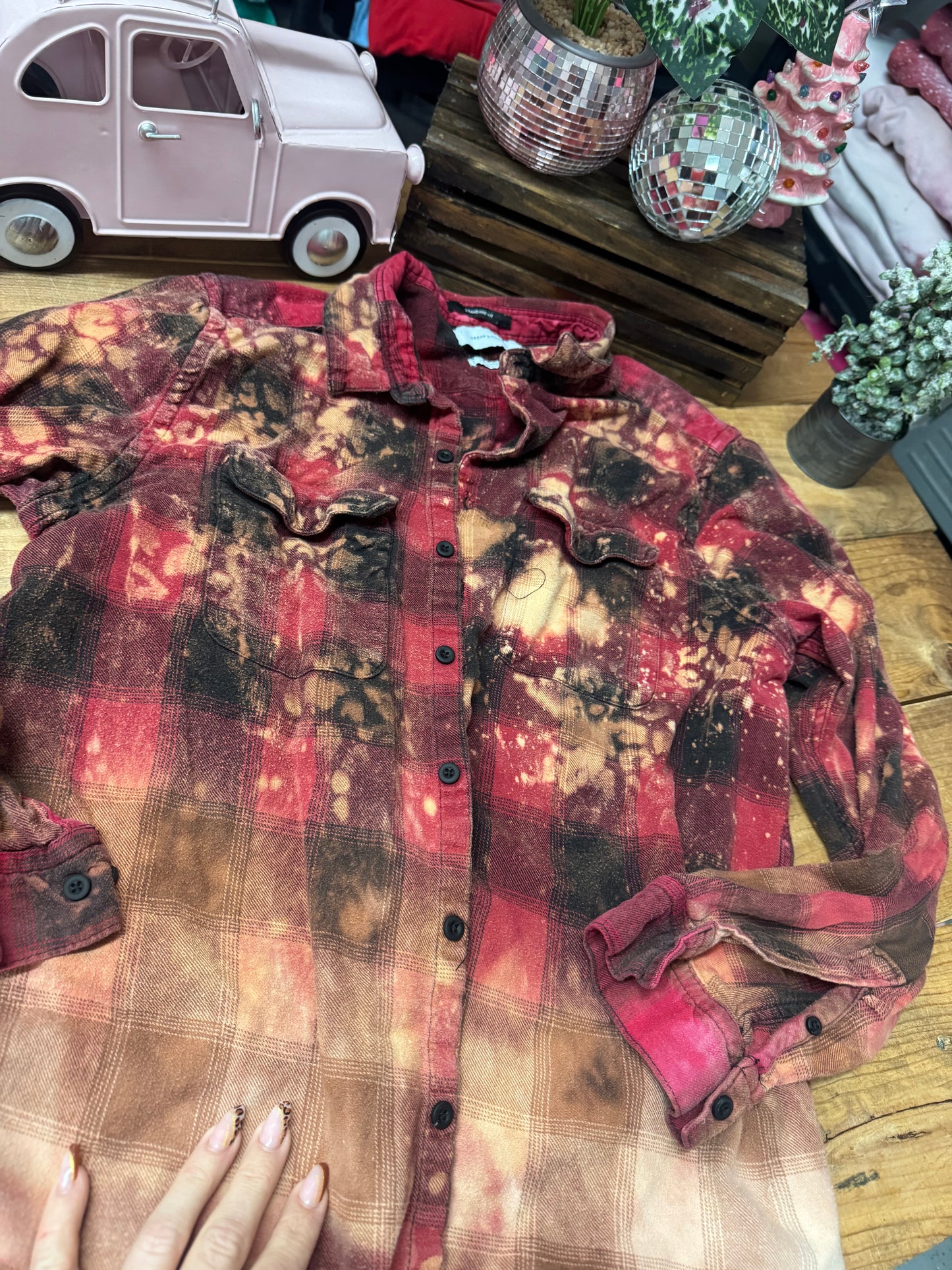 Size large red and black  grunge leopard bleached flannel