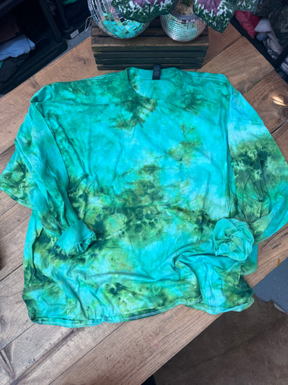 Size 4XL green long sleeve dyed tee