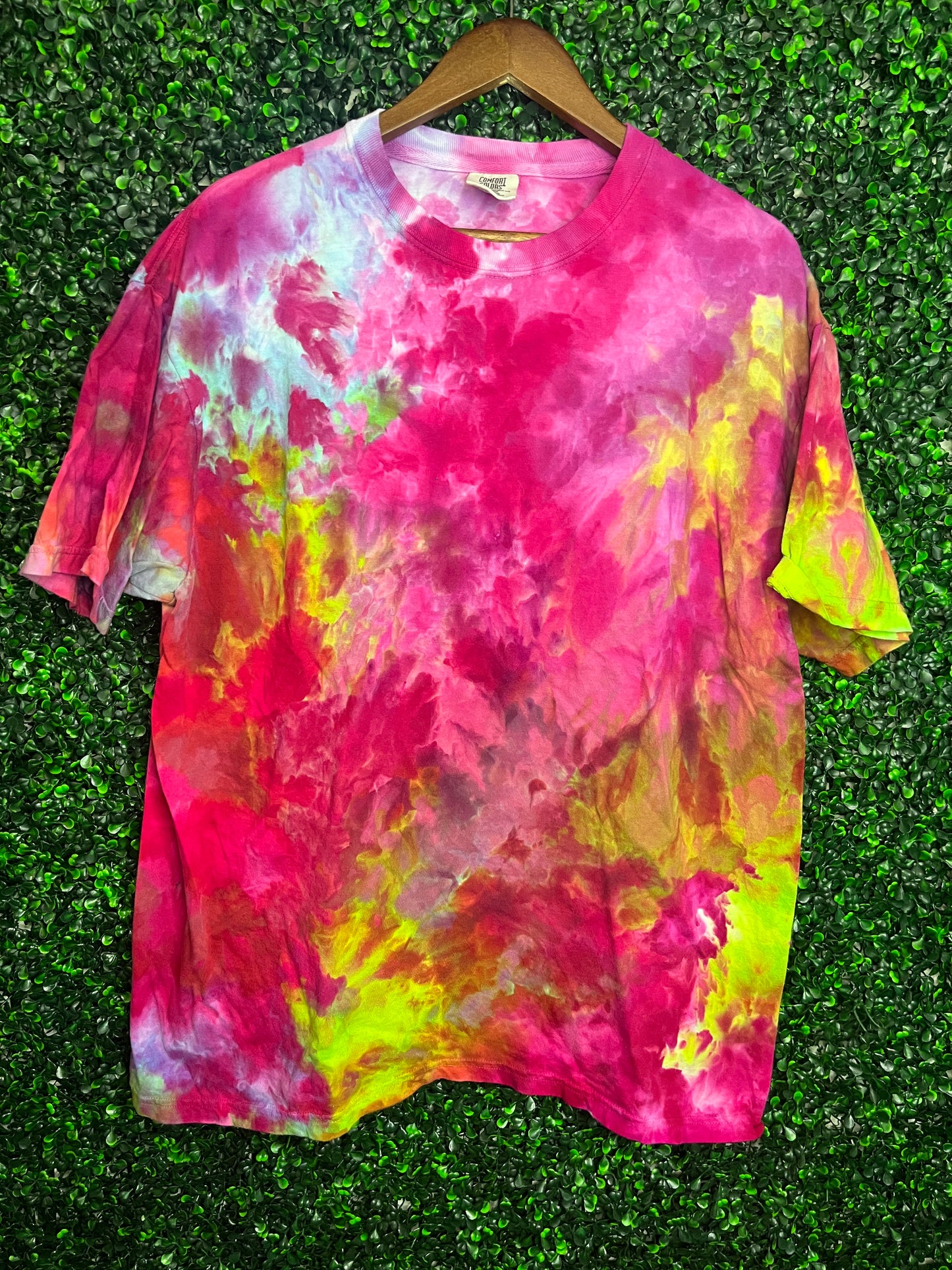 Size XL Comfort Colors acid rainbow scrunch tie dye