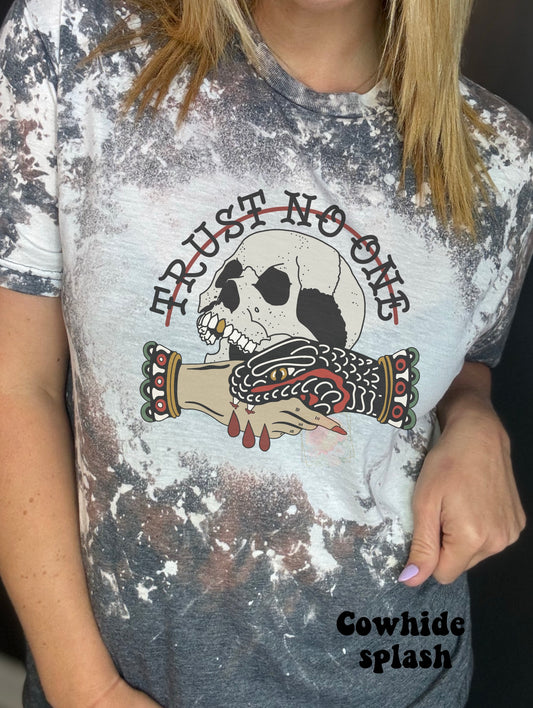 Trust no one skull