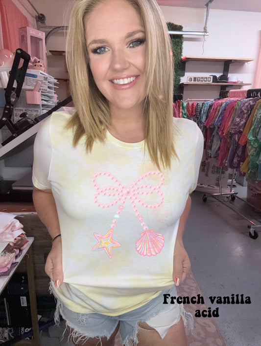 Seashell and pearl bow