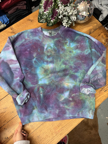 “Northern lights” tiedye crewnecks *READY TO SHIP OR ADD A PRINT*