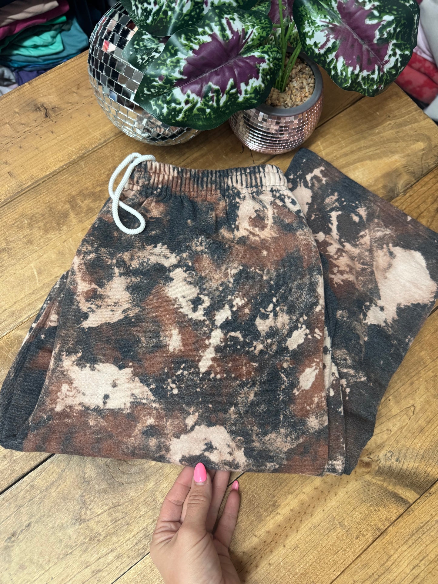 WHOLESALE DOUBLE COWHIDE TEES/SWEATERS/SWEATPANTS