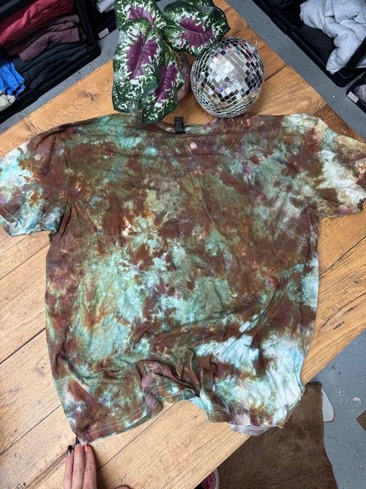 Size 2XL “rusted turquoise” dyed tee