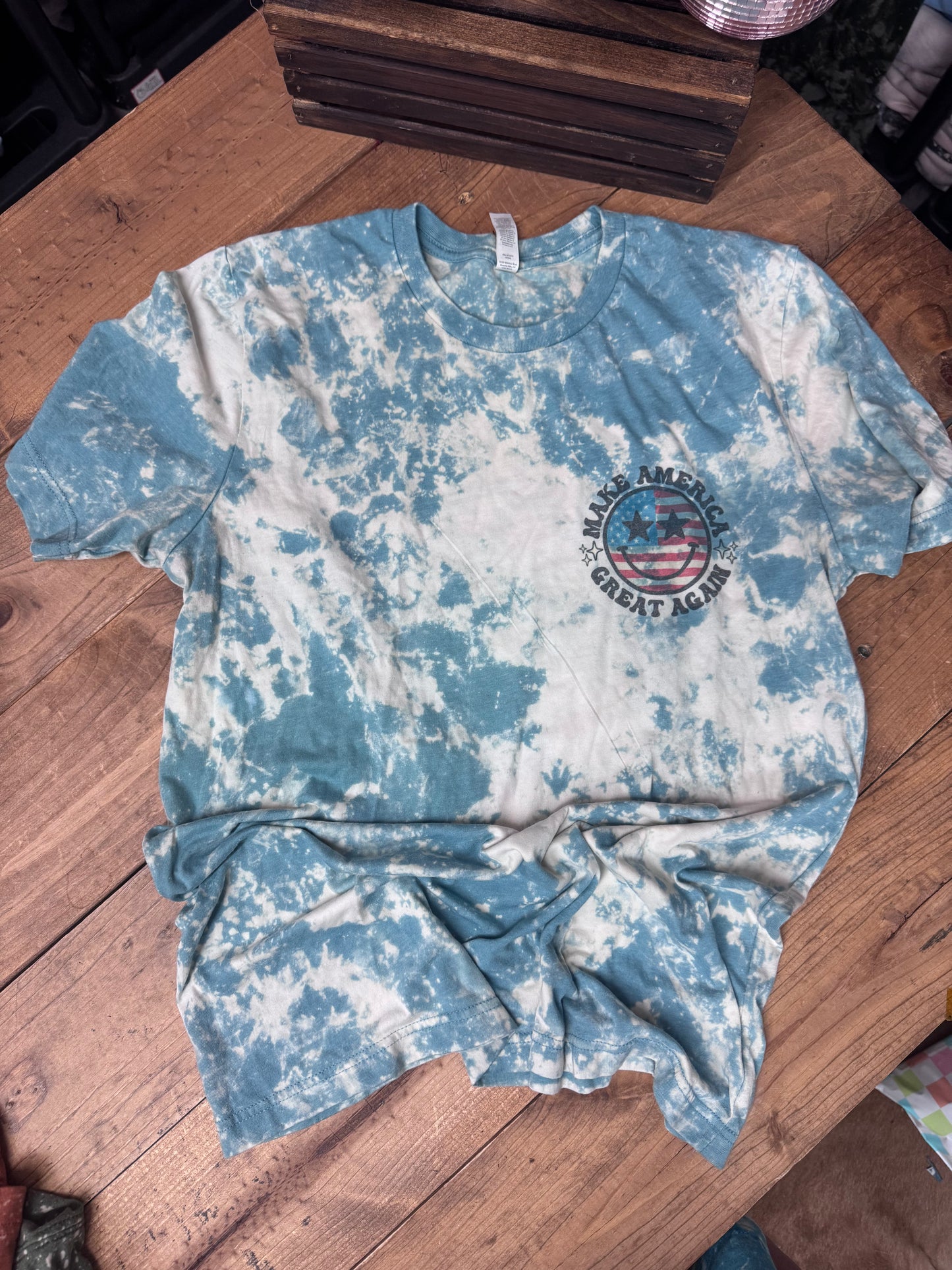 DESTASH SIZE LARGE  maga tee