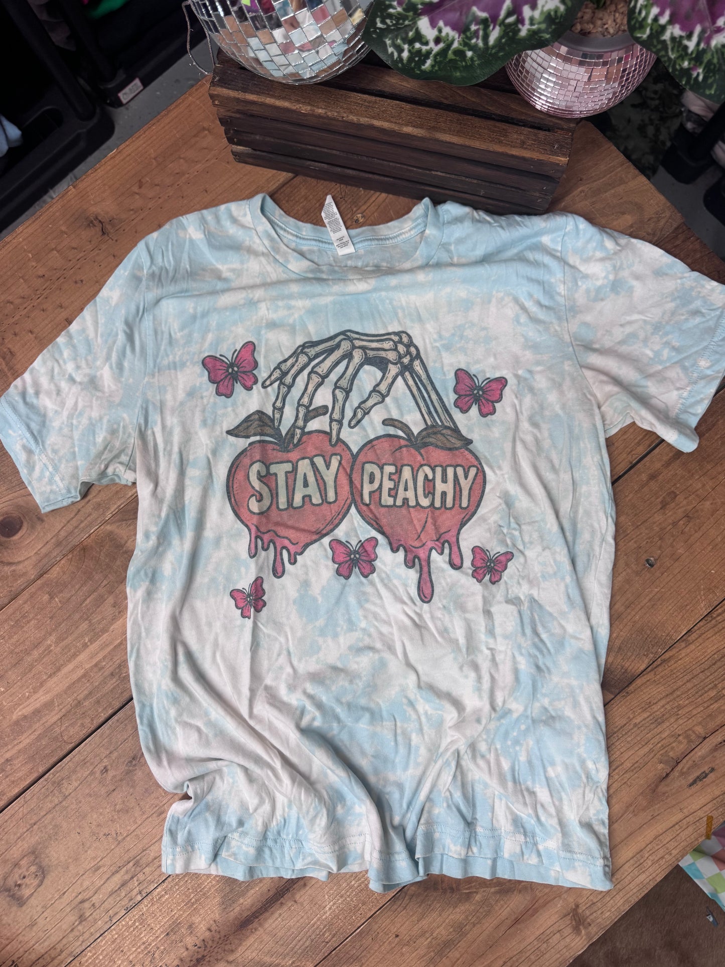 DESTASH SIZE LARGE stay peachy tee