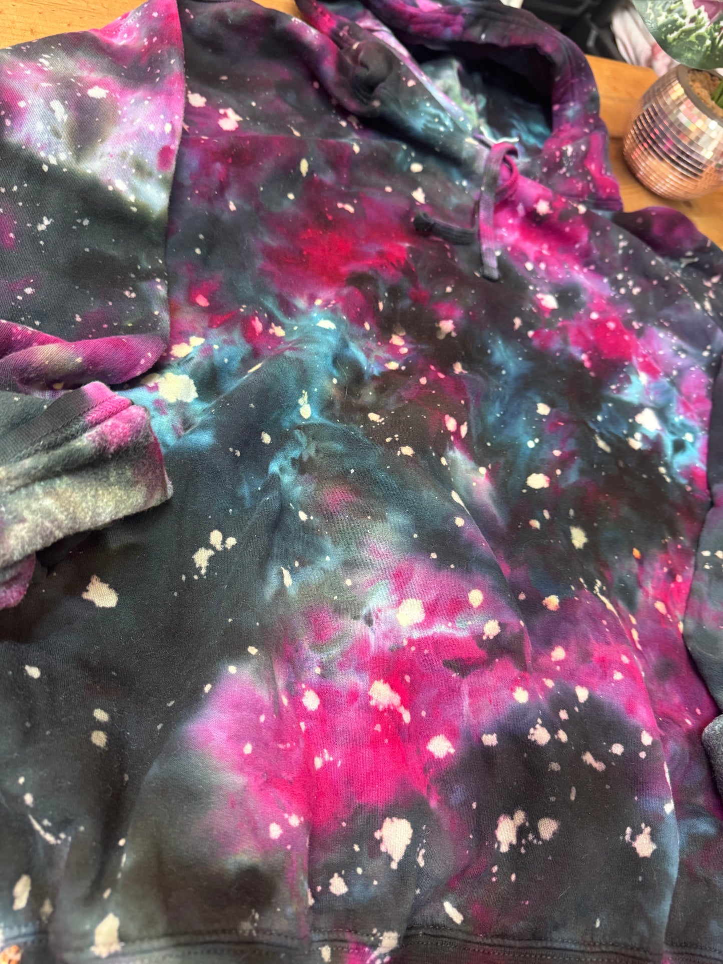Size 3XL galaxy dyes comfort colors midweight pocketless hooded sweatshirt