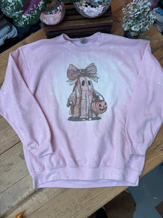 Size Large patchwork ghost crewneck