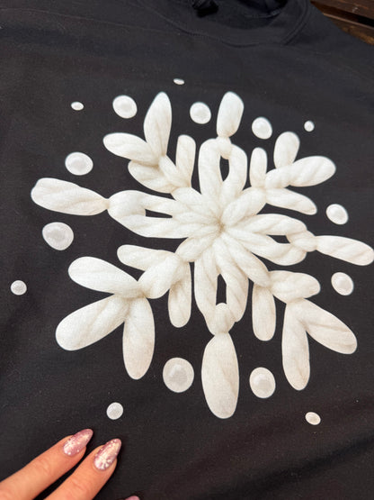 Size 3XL faux yarn and pearls snowflake