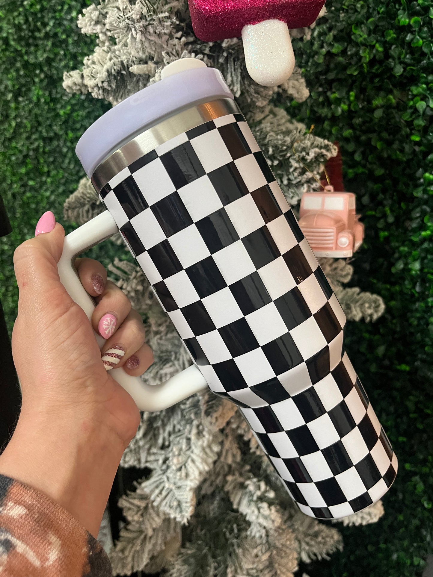 Black and white checker 40 ounce Tumbler