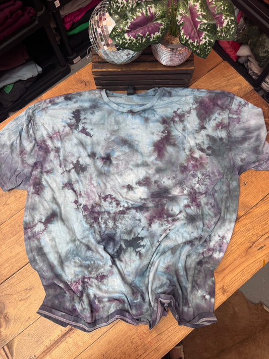 Size 4XL sea Witch Dyed tee