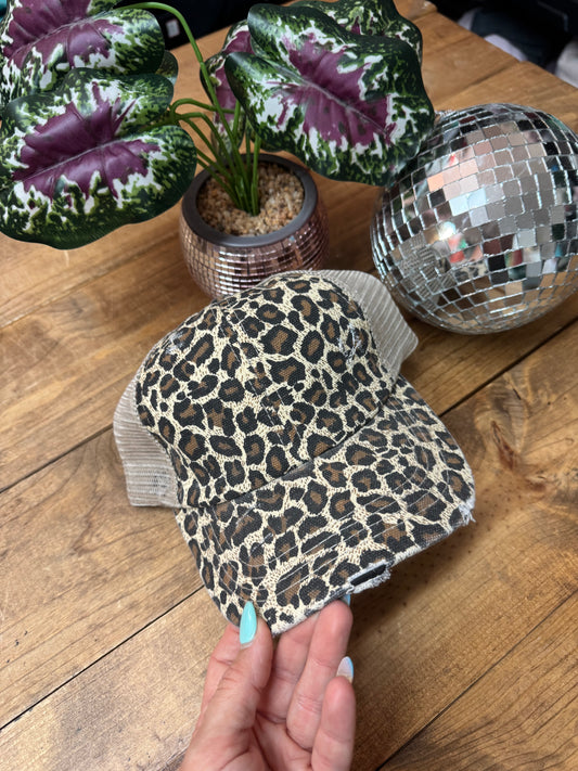 Cross cross leopard ponytail hat