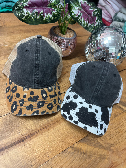 Printed brim ponytail baseball hat