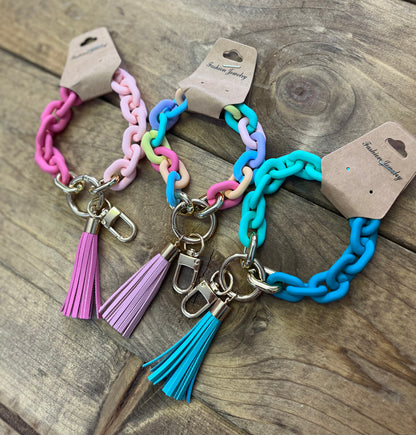 Link key wristlet