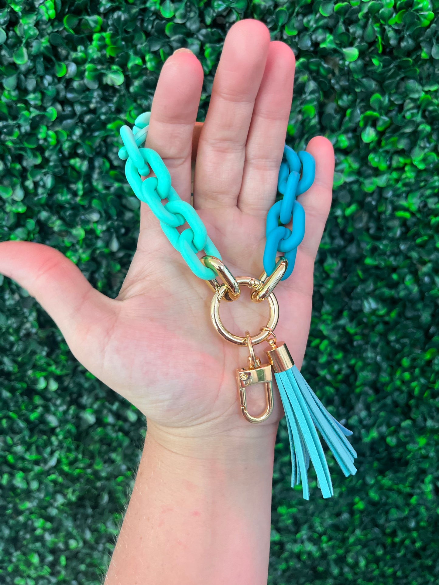 Link key wristlet