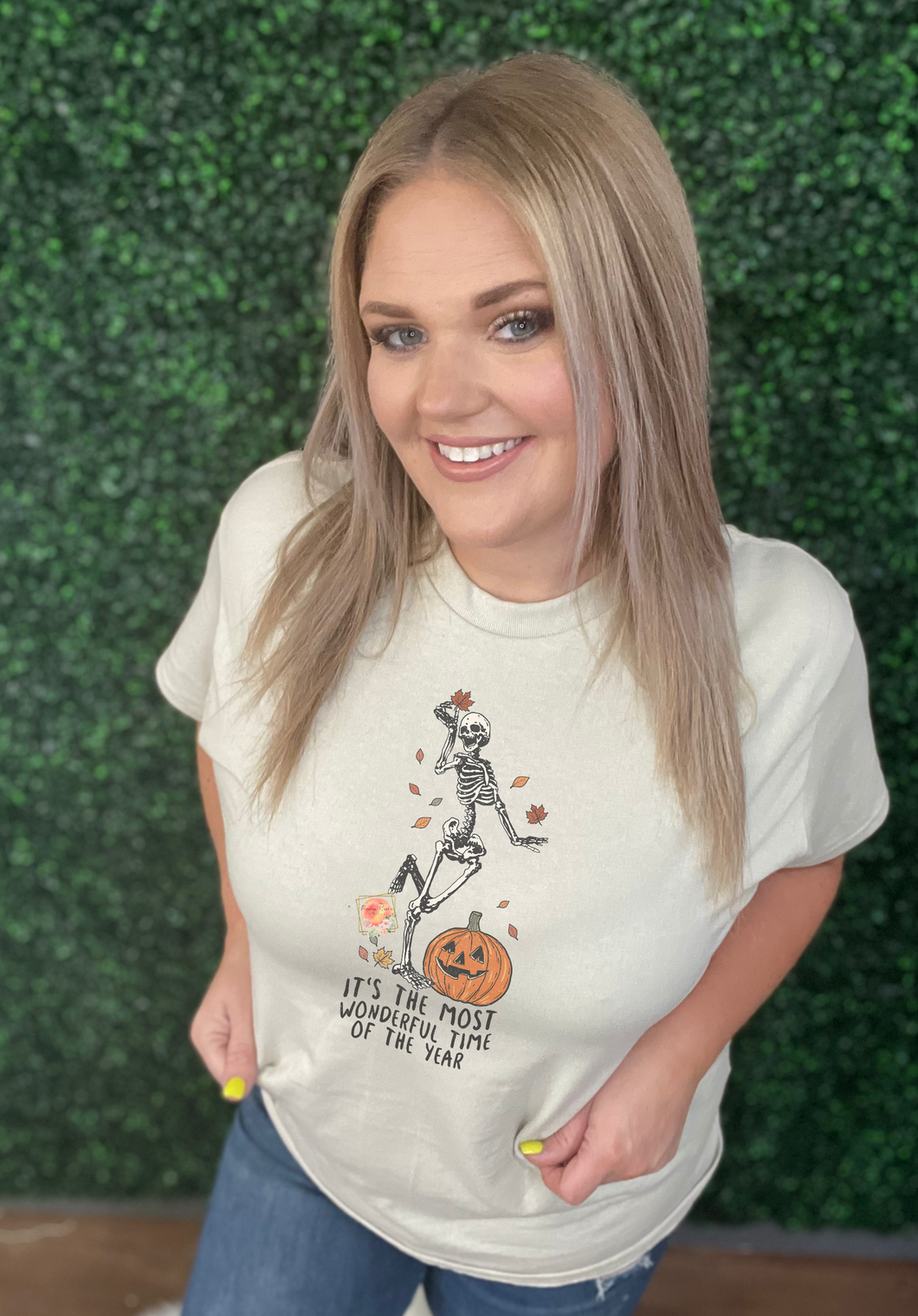 Most wonderful time of the year skelly tee