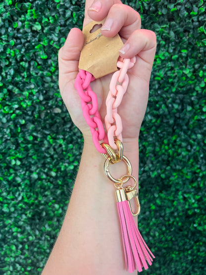 Link key wristlet