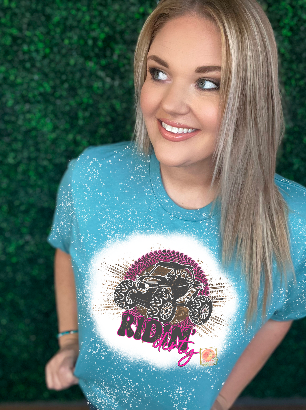 Ridin’ dirty bleached tee